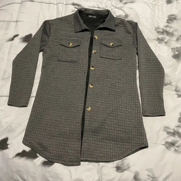 Shein medium textured Shacket - Picture 1 of 2